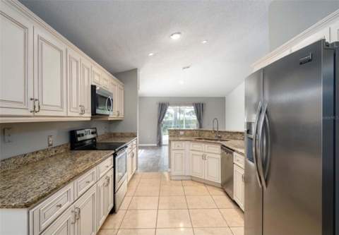 307 Cardiff Avenue, Davenport FL - photo 6 of 6