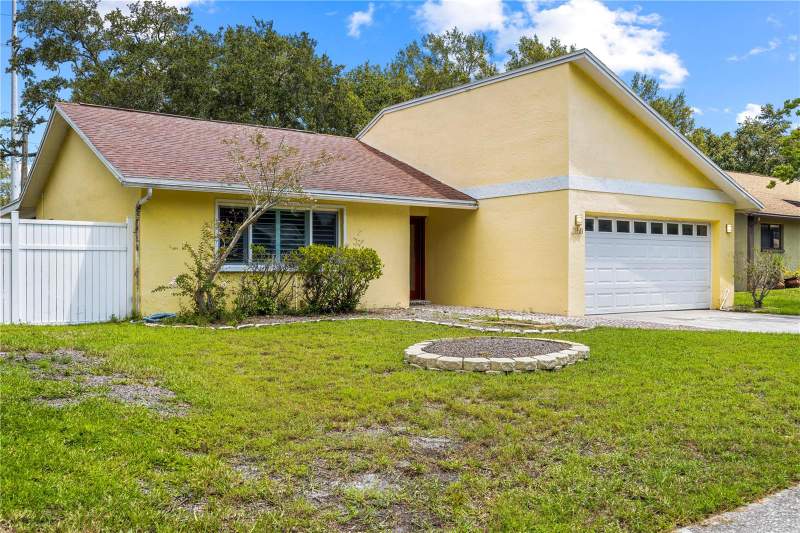 3 bedroom Single Family Residence at 2158 KARAN WAY, MARLA GROVE ESTATES, CLEARWATER — photo 5