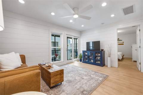 230 Medallion Boulevard #F, Madeira Beach FL - photo 9 of 33