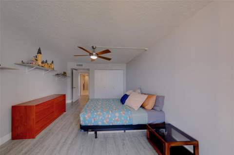 1460 Gulf Boulevard #501, Clearwater Beach FL - photo 23 of 35