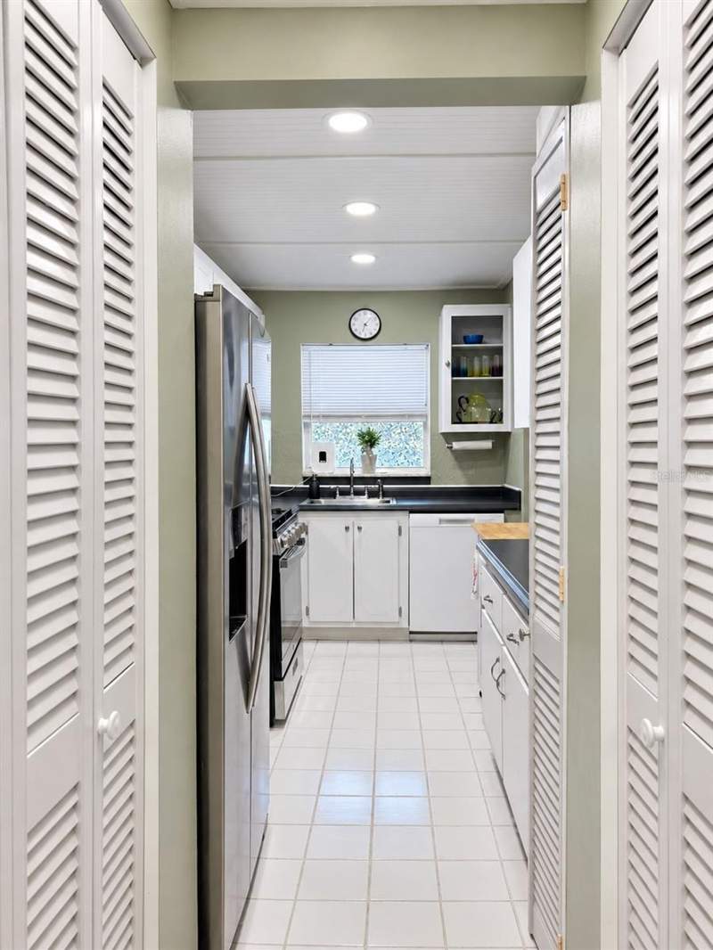 2 bedroom Condominium at 200 El Camino Drive #102, Orchid Spgs Vill 200 Condo, Winter Haven — photo 5