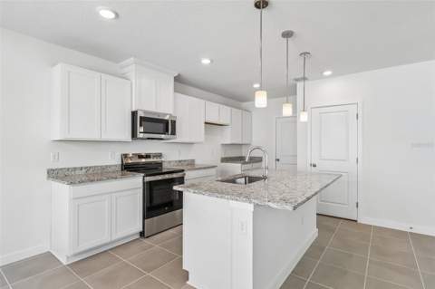2692 Meadow Crest Drive, St Cloud FL - photo 11 of 31