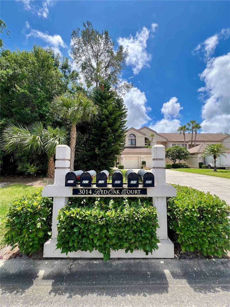 2 bedroom Condominium at 3014 Red Oak Court #102, Oaks At Countryside I The Condo, Palm Harbor — photo 5
