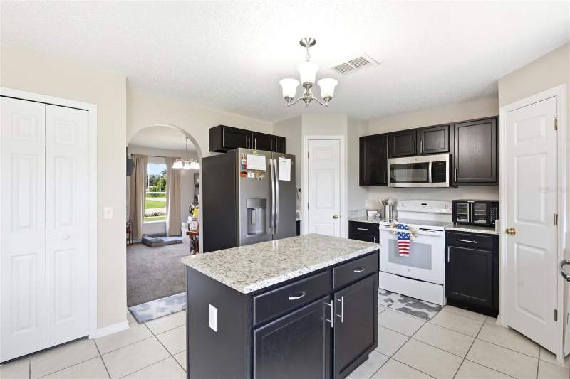 4 bedroom Single Family Residence at 2678 Beckwith Street, Deltona Lakes Unit 34, Deltona — photo 5