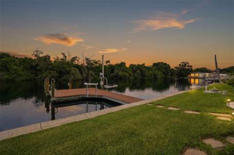 6825 Mount Orange Drive #390, St Petersburg FL - photo 6 of 76