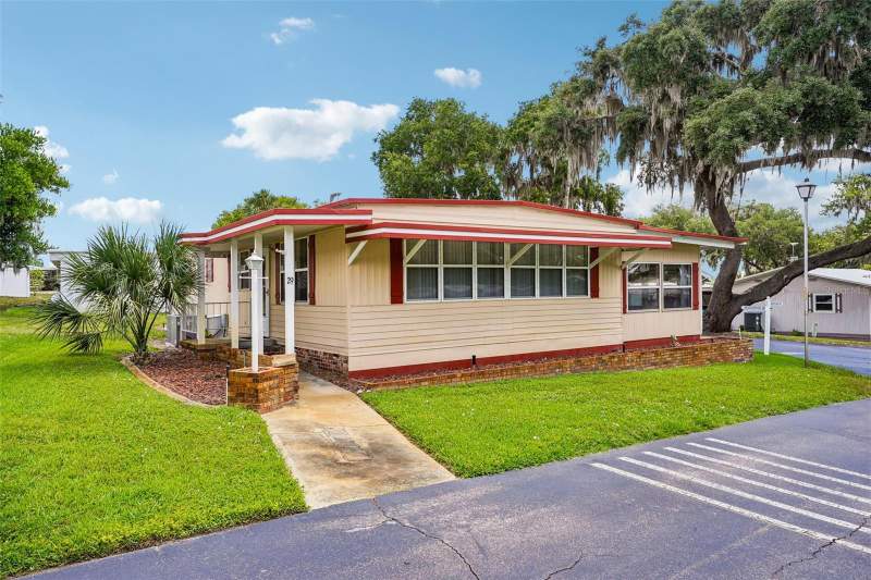 29 HARBOR OAKS DRIVE home for sale in Harbor Oaks Homeowners Cooperative