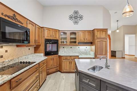 7273 Chesterhill Cir, Mount Dora FL - photo 18 of 47