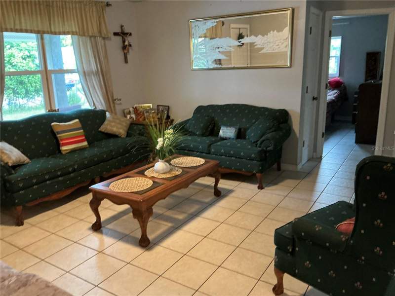 2 bedroom Single Family Residence at 109 Herrick Street, Lakedale Sub, Auburndale — photo 3