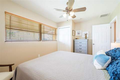 541 Crystal Drive, Madeira Beach FL - photo 18 of 38
