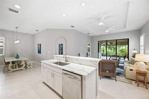 10393 Crooked Creek Drive, Venice FL - photo 18 of 58