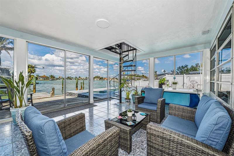 Bahia Shores