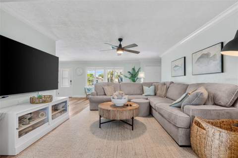 924 Arlington Road, Palmetto FL - photo 10 of 62