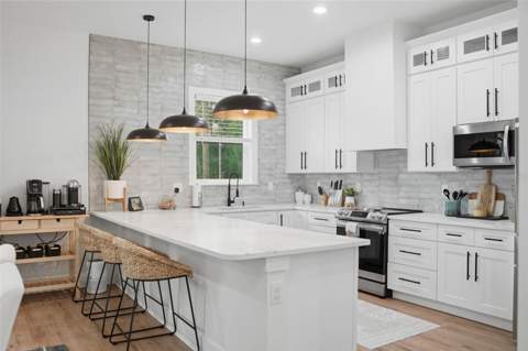 1727 Maryland Avenue, St Petersburg FL - photo 10 of 47