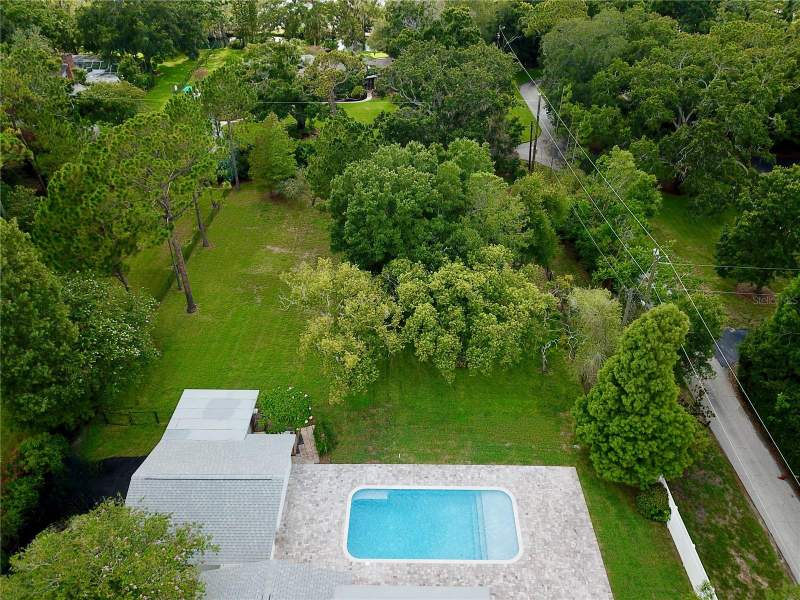 4 bedroom Single Family Residence at 1646 Robin Hood Lane, Sherwood Manor 1st Add, Clearwater — photo 4