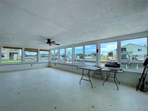 7401 Islander Lane, Hudson FL - photo 11 of 80
