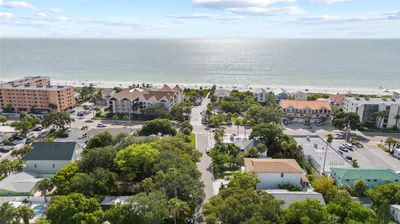 2 bedroom Single Family Residence at 104 12th Avenue, Indian Beach Re-Revised 1st Add, Indian Rocks Beach — photo 2