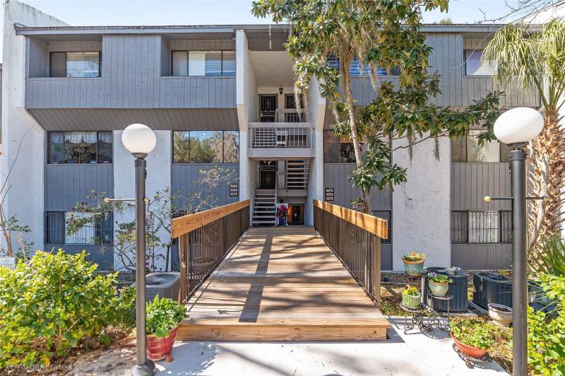 Bivens Lake Estate S