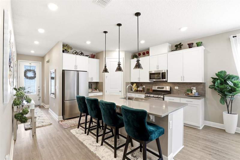 4 bedroom Single Family Residence at 5256 Meadow Song Drive, Spring Creek, Okahumpka — photo 5