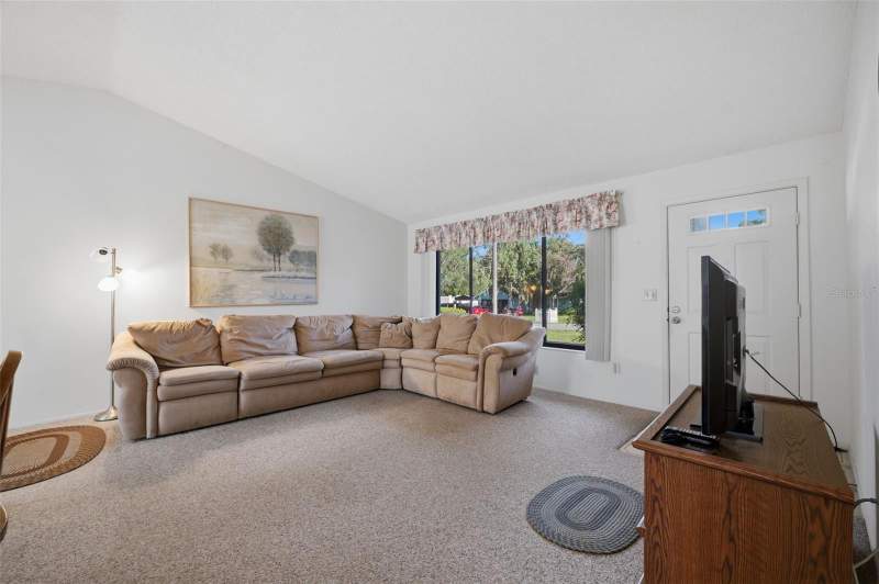 3 bedroom Single Family Residence at 11460 Riddle Drive, Spring Hill Unit 9, Spring Hill — photo 2