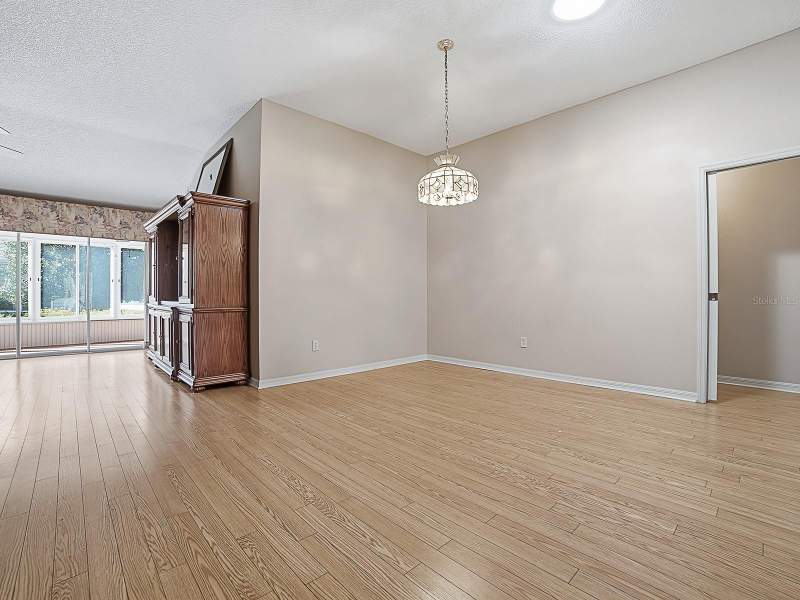 3 bedroom Single Family Residence at 1596 Oak Forest Drive, The Villages, The Villages — photo 4