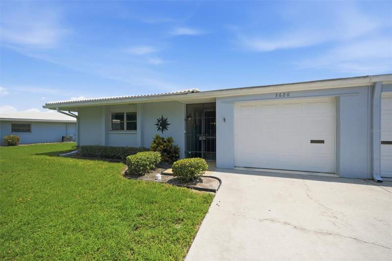 2 bedroom Villa at 3626 Medford Lane #1537, Village Green Sec 15, Sarasota — photo 4