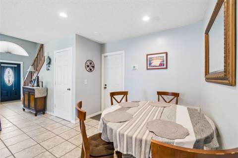 10735 SE Drummond Road, Tampa FL - photo 9 of 34