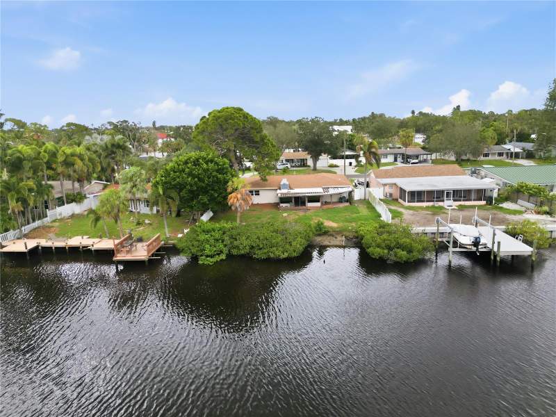 2 bedroom Single Family Residence at 4400 Huntington Street, Shore Acres Butterfly Lake Rep, St Petersburg — photo 2