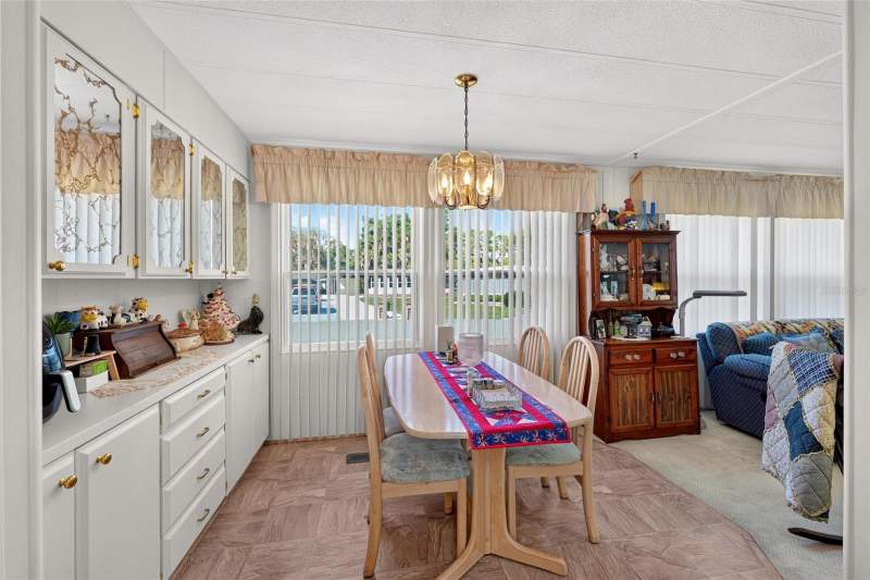 2 bedroom Mobile Home at 141 Azalea Trail, Hawthorne At Leesburg A Coop, Leesburg — photo 5