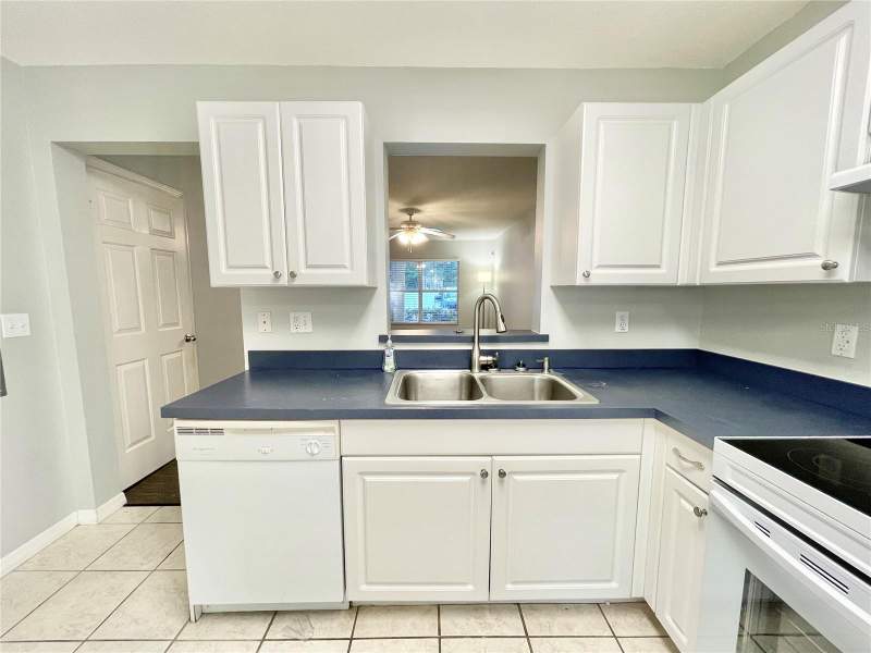 2 bedroom Condominium at 2348 SW 42nd Drive #151, Hailey Gardens, Gainesville — photo 4