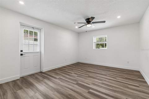 4417 W Fairview Heights, Tampa FL - photo 13 of 42
