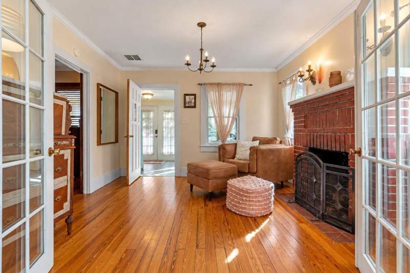 2 bedroom Single Family Residence at 305 S Highland Street, Mount Dora, Mount Dora — photo 5