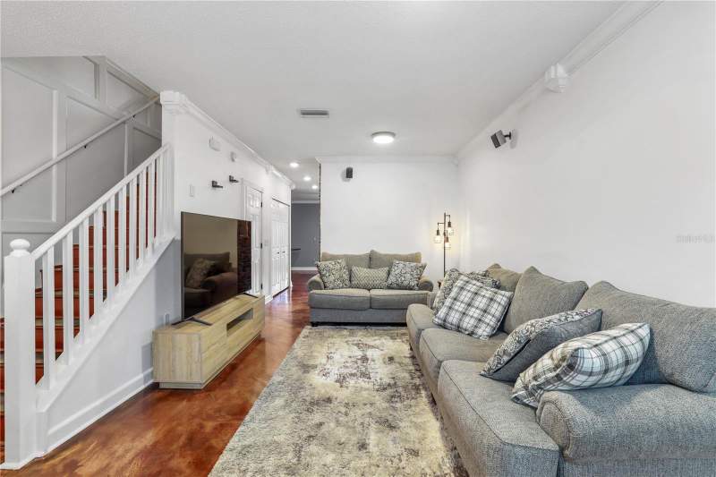 2 bedroom Townhouse at 6130 Osprey Lake Circle, Osprey Run Twnhms Ph 2, Riverview — photo 3