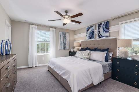 822 Tennyson Mill Circle, Tampa FL - photo 9 of 12