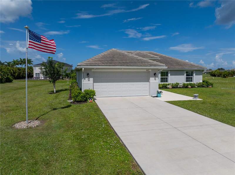 4 bedroom Single Family Residence at 16457 Trading Post Road, Punta Gorda Isles Sec 21, Punta Gorda — photo 4