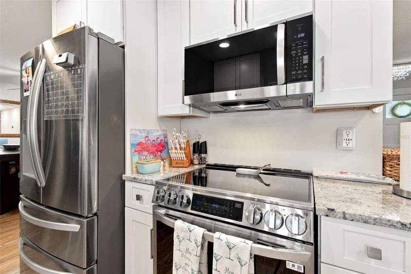 3 bedroom Single Family Residence at 8401 Boulder Place, Bay Crest Park Unit 16, Tampa — photo 5