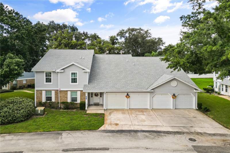 4801 COACHMANS DR DRIVE #3 home for sale in Coach Homes At Mariners Village