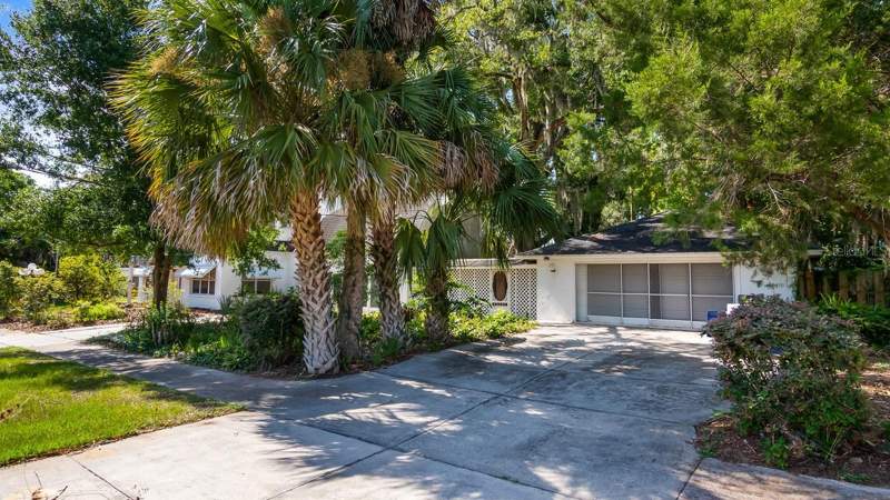 4 bedroom Single Family Residence at 127 E Laurel Avenue, Howey Emery Heights, Howey In The Hills — photo 5