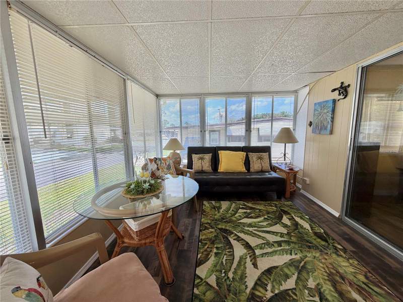 1 bedroom Mobile Home at 126 Chestnut Street, Hawthorne At Leesburg A Coop, Leesburg — photo 4