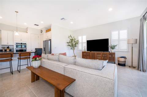 8124 Mabury Lane, Orlando FL - photo 12 of 39