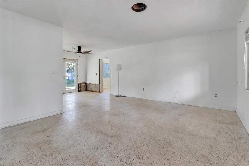 2 bedroom Single Family Residence at 13420 SE 122nd Place, Alaba, Ocklawaha — photo 4