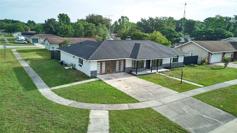 3 bedroom Single Family Residence at 211 Marion Oaks Lane, Marion Oaks 02, Ocala — photo 5