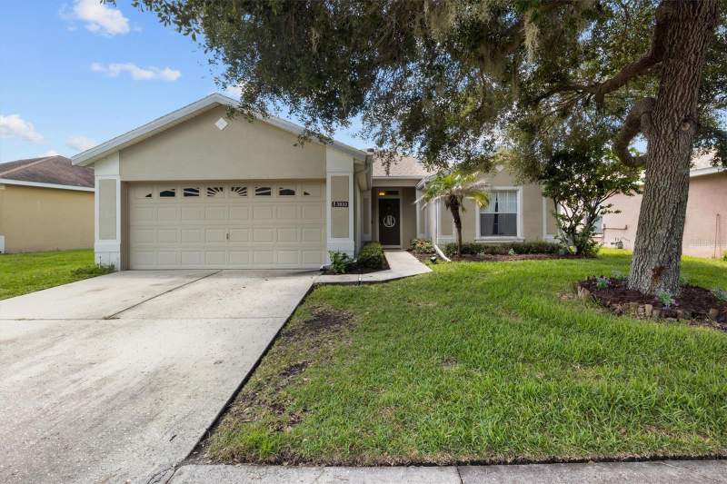 3 bedroom Single Family Residence at 3833 WHISTLEWOOD CIRCLE, CARILLON LAKES PHASE 4, LAKELAND — photo 1