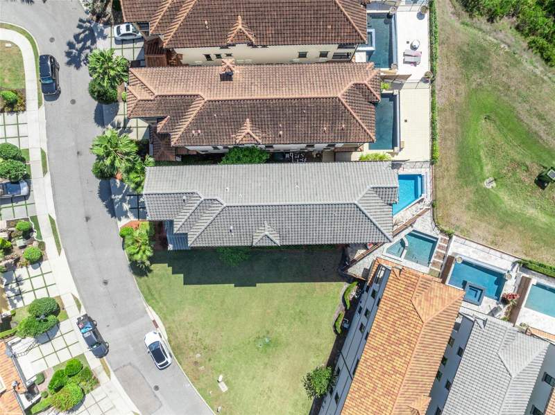 5 bedroom Single Family Residence at 7613 Toscana Boulevard, Lakeside/Toscana, Orlando — photo 3