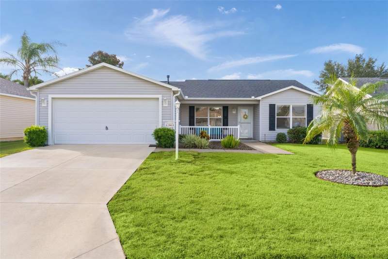3 bedroom Single Family Residence at 280 Knoll Place, The Villages, The Villages — photo 2