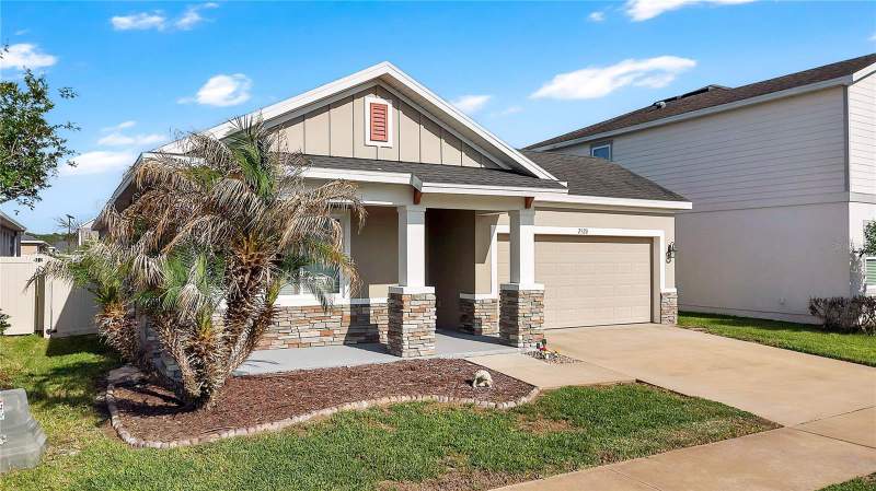 4 bedroom Single Family Residence at 2920 Marlberry Lane, Serenoa Village 2 Ph 1A-2, Clermont — photo 2