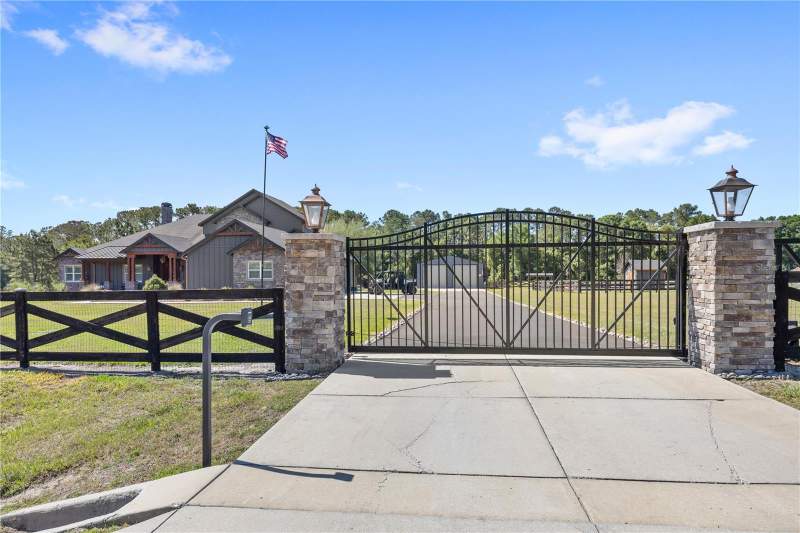 4 bedroom Single Family Residence at 22250 Deer Park Avenue, Deer Park Sub, Eustis — photo 4