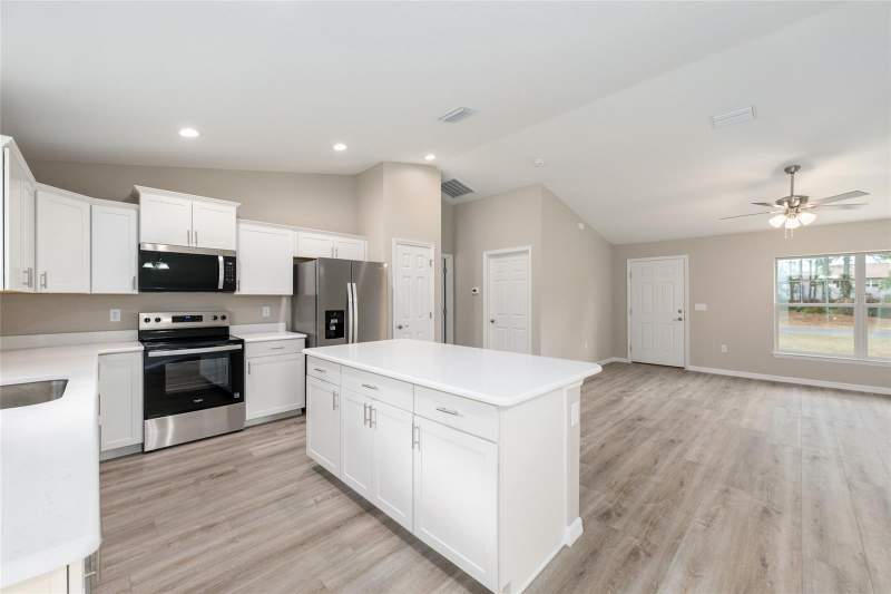 3 bedroom Single Family Residence at 13 Pecan Pass Trail, Silver Springs Shores 26, Ocala — photo 3