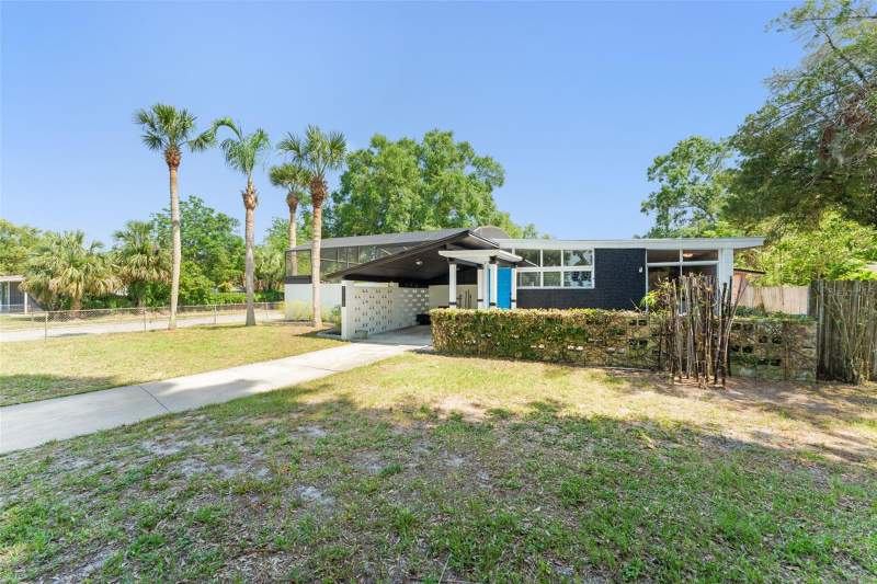 3 bedroom Single Family Residence at 7712 Hoosier Place, East Highlands Sub, Orlando — photo 2