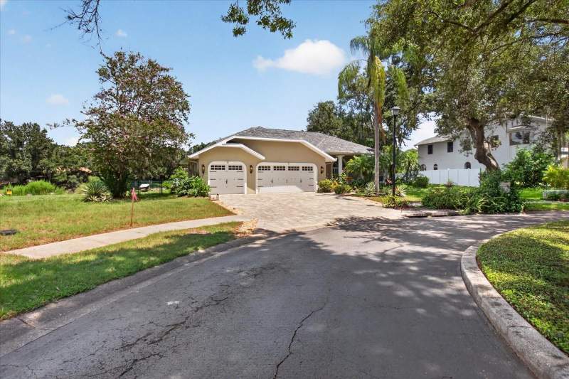 3 bedroom Single Family Residence at 8735 Crescent Forest Boulevard, Crescent Forest, New Port Richey — photo 4
