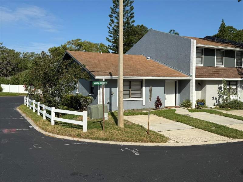 1200 ABBEY CRESCENT LANE home for sale in Harvard Arms Townhouses